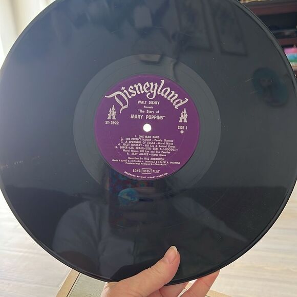 Walt Disney’s Mary Poppins Vintage 1964 Album/Book - Picture 6 of 7